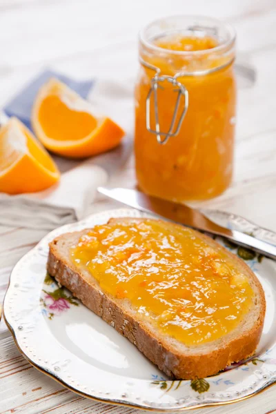 Slices of bread with jam — Stock Photo, Image