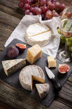 şarap ve peynir