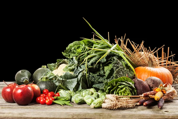 Assortiment de légumes verts — Photo