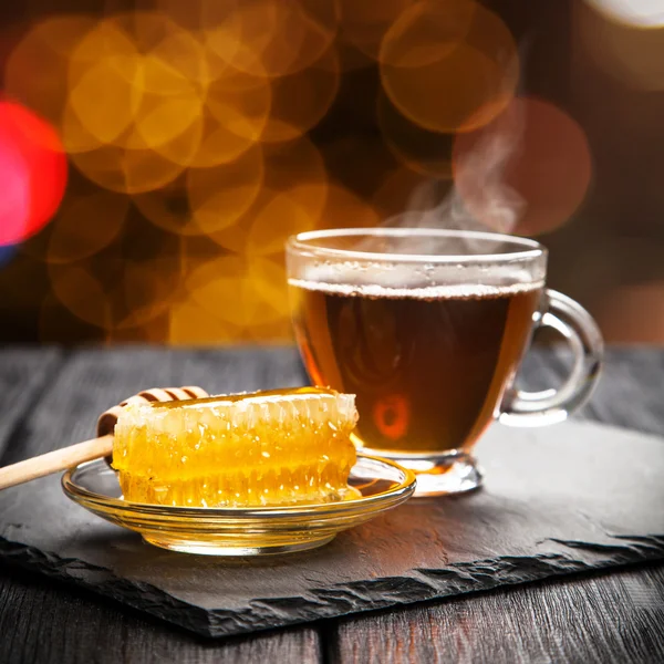 Tea and honey — Stock Photo, Image