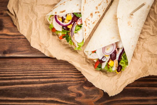 Tortilla maddeler karışımı ile