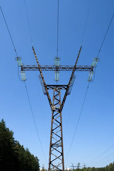 Hochspannungsleitung — Stockfoto