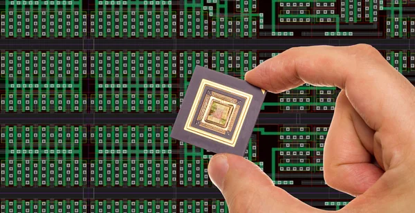 Mikroprocesor v ruce — Stock fotografie
