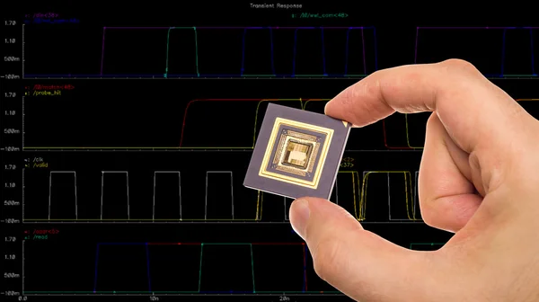 Microprocessador na mão — Fotografia de Stock