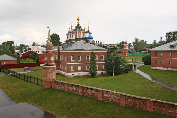 Mosteiro de Uspensky Brusensky no Kolomna Kremlin, Rússia — Fotografia de Stock