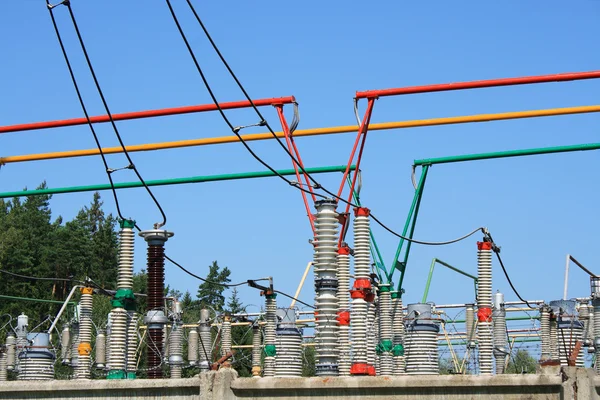 Subestación de alta tensión de energía eléctrica — Foto de Stock