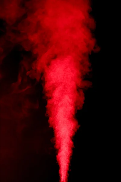 黒の背景に赤の蒸気 — ストック写真