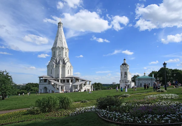 A Igreja da Ascensão (1532), a primeira igreja de pedra de telhado de tenda em Kolomenskoye, MOscow, Rússia . — Fotografia de Stock