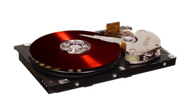 Sabit disk sürücüsü ile vinil disk yerine Manyetik plaka