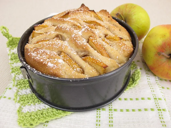 Apple húzza-Apart-kenyér cake pan — Stock Fotó