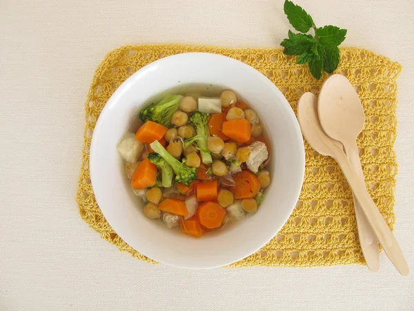 Gryta med grönsaker och kikärter — Stockfoto