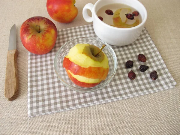 Appelschillen Thee Met Gedroogde Rozenbottels — Stockfoto