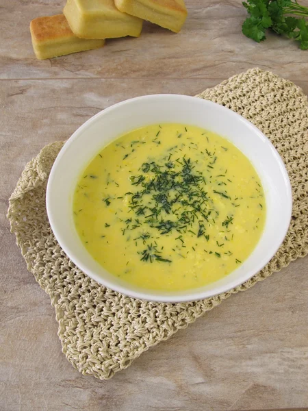 Zupa krem kukurydziany z ziół ogród — Zdjęcie stockowe