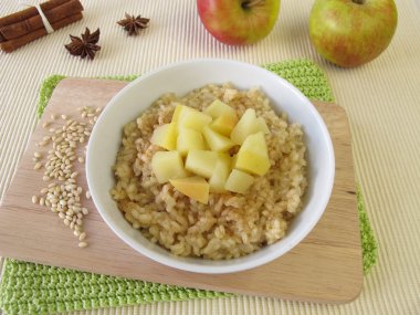 Mochi süt sütlaç Komposto elma ile