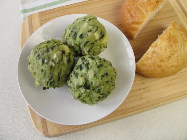 Spinatknödel — Stockfoto