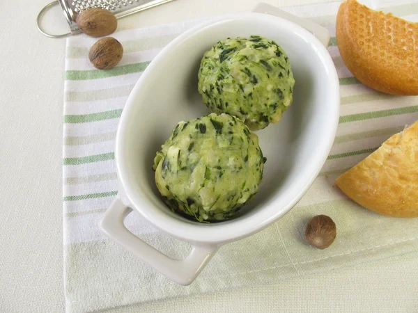 Spinach bread dumplings — Stock Photo, Image