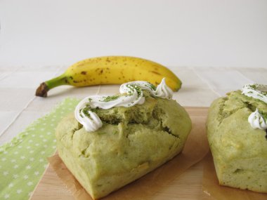 Matcha Muzlu Kek şeker sır ile
