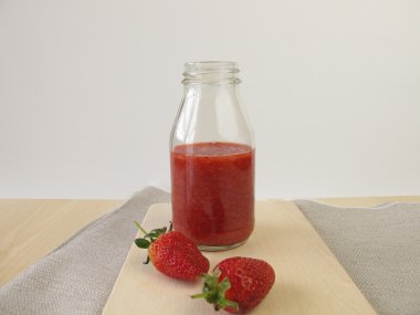 Çilekli Smoothie