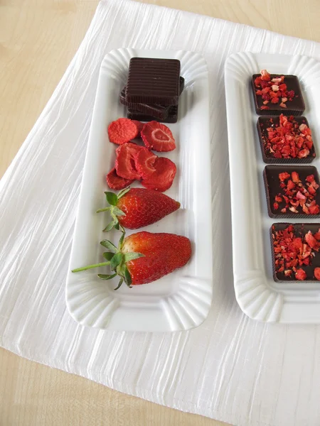 Homemade strawberry chocolate — Stock Photo, Image