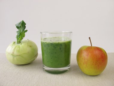 Green smoothie with apple and german turnip