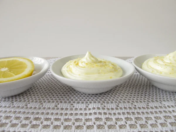 Zitronenquark-Dessert — Stockfoto