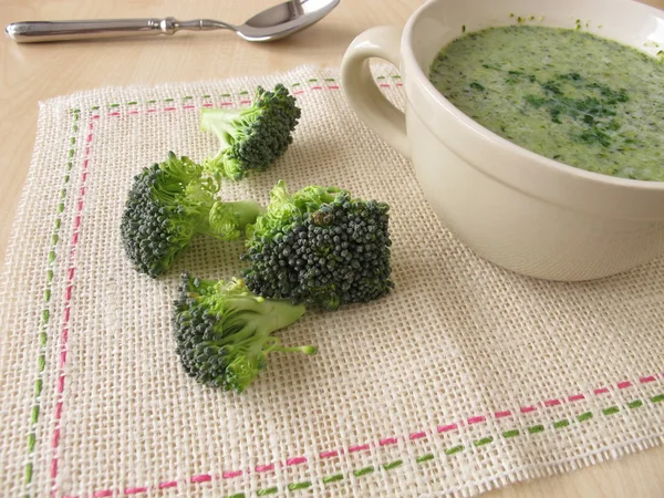 Broccoli cream soup — Stock Photo, Image