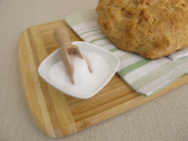 Домашний содовый хлеб и содовая — стоковое фото