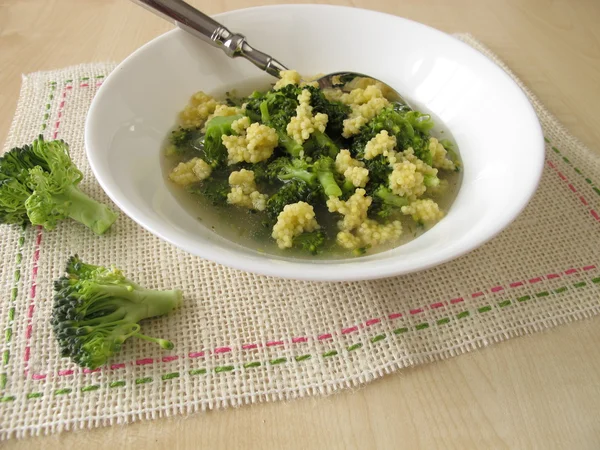 Broccoli soep met gierst — Stockfoto