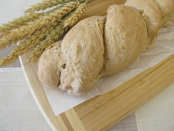 Freshly baked root bread — Stock Photo, Image