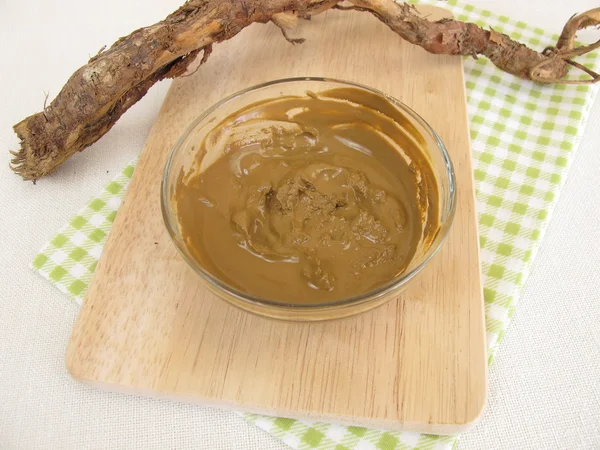 Pasta de argila de cura de água e argila medicinal — Fotografia de Stock