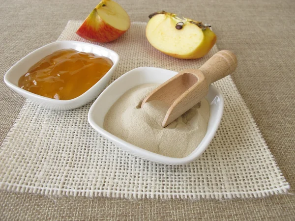 Agar-agar and apple jelly — Stock Photo, Image