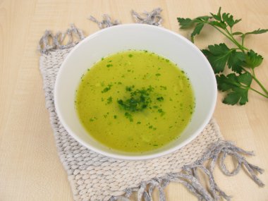 Baharatlı hardal çorbası