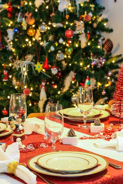 Christmas dinner table — Stock Photo, Image