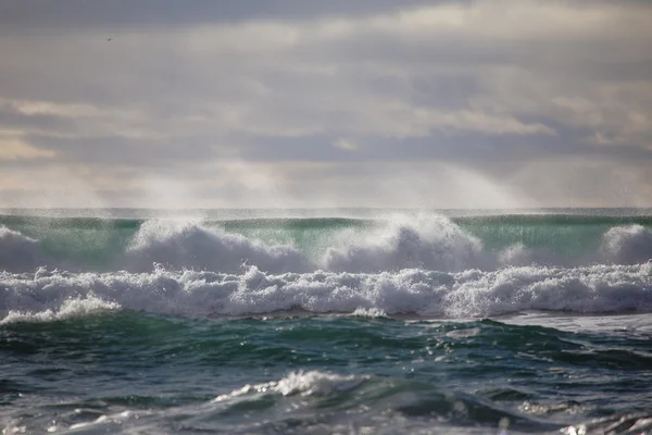 Észak-atlanti összetörő hullámok — Stock Fotó