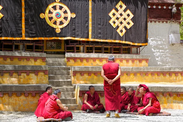 Monjes tibetanos —  Fotos de Stock