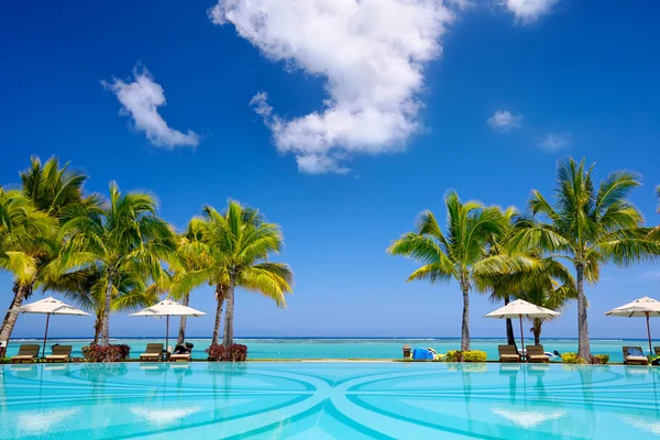 Tropical resort — Stock Photo, Image