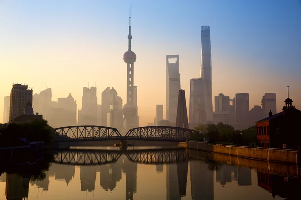 Shanghai napkeltekor — Stock Fotó