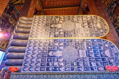 Yaslanan Buddha n Wat Pho Budist Tapınağı, Bangkok, Tayland