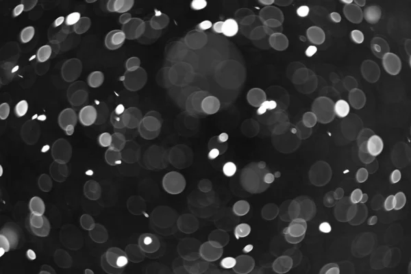 Красивый Боке Летящего Сильного Снега Черном Фоне Ночи — стоковое фото