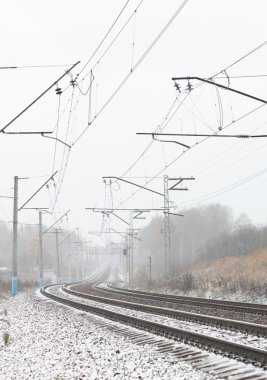 Tren geç sonbaharda