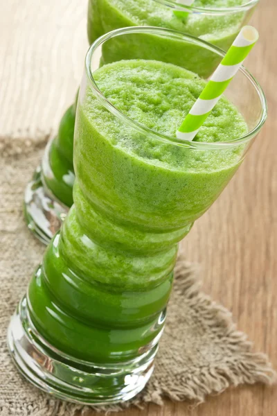 Yeşil ıspanak smoothie — Stok fotoğraf