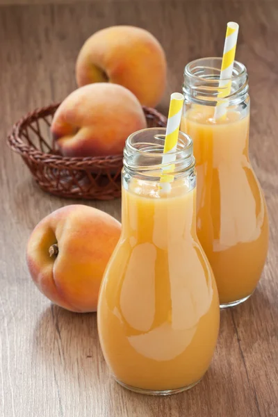Peach juice drink — Stock Photo, Image