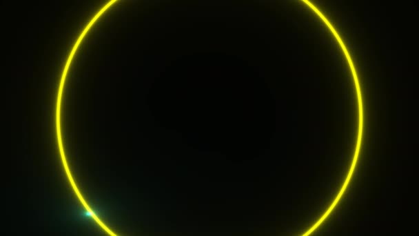 Ενιαίος δακτύλιος κίτρινου φωτός που επεκτείνεται για να γεμίσει το πλαίσιο με δορυφορικό αντικείμενο — Αρχείο Βίντεο