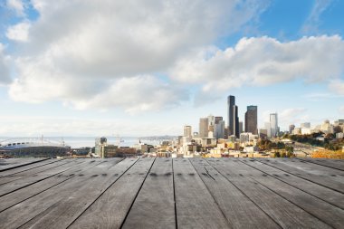 cityscape ve Seattle'nın manzarası ile boş ahşap zemin