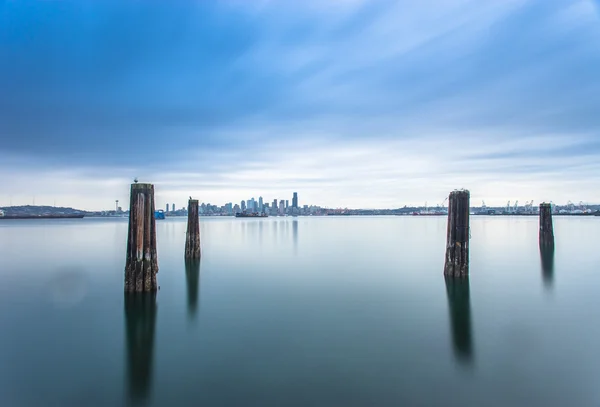 Paysage de lac et paysage urbain de Seattle — Photo