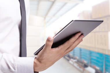 işadamı tablet ile çift pozlama 