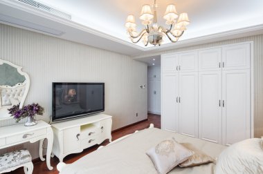 Modern yatak odasının içi