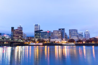 su, cityscape ve Portland manzarası