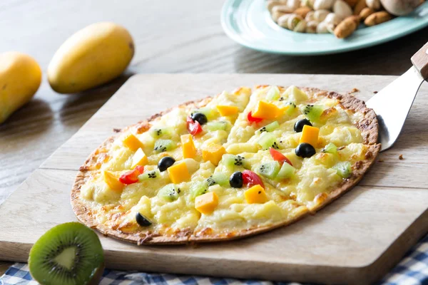 lezzetli yemek masasında