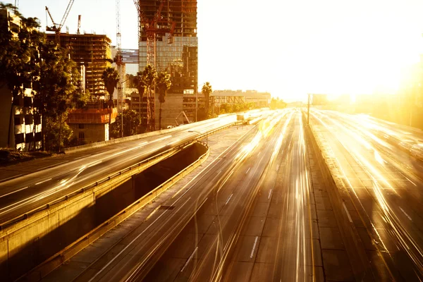 Busy traffic on road in downtown of Los Angeles — Stock Photo, Image